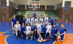 Kadınlar U16 Basketbol Şampiyonu ÜNSAD Oldu