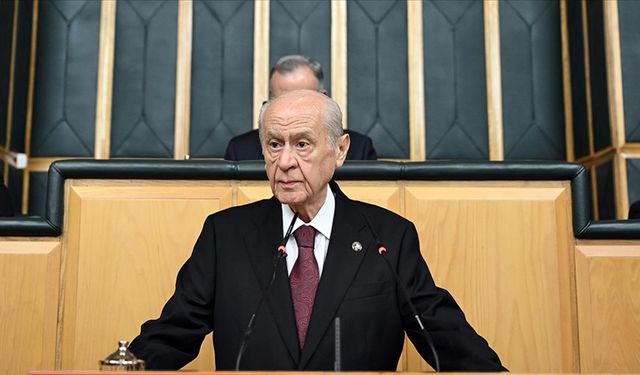 Bahçeli; “(Öcalan) Örgütün tasfiye edildiğini tek taraflı ilan etmeli”