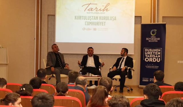 İkizce’de “Kurtuluştan Kuruluşa Cumhuriyet” Söyleşisi