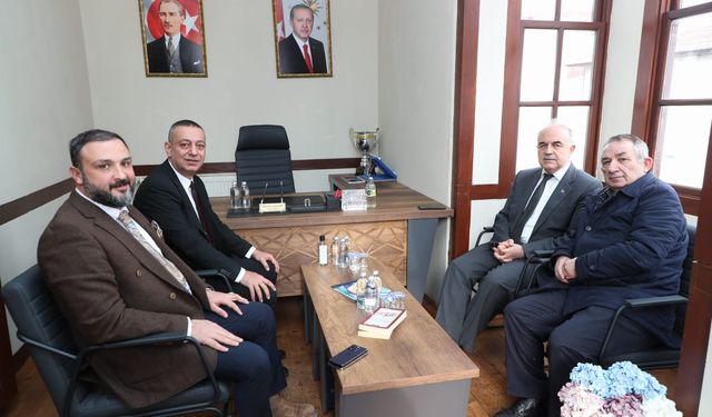 VALİ MUAMMER EROL'DAN İNTERNET GAZETECİLERİ DERNEĞİ’NE ZİYARET