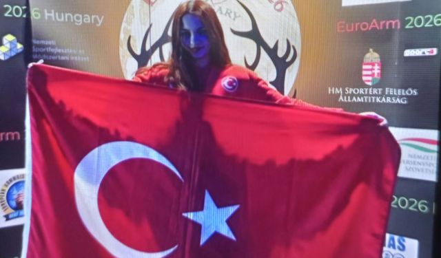 BİLEK GÜREŞİNDE AVRUPA İKİNCİSİ OLDU