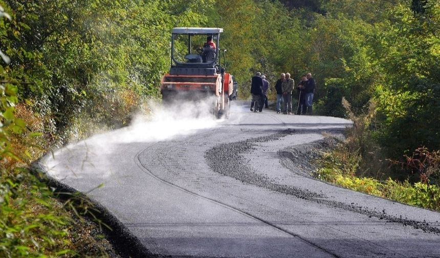 Çandır yolu asfaltlanıyor