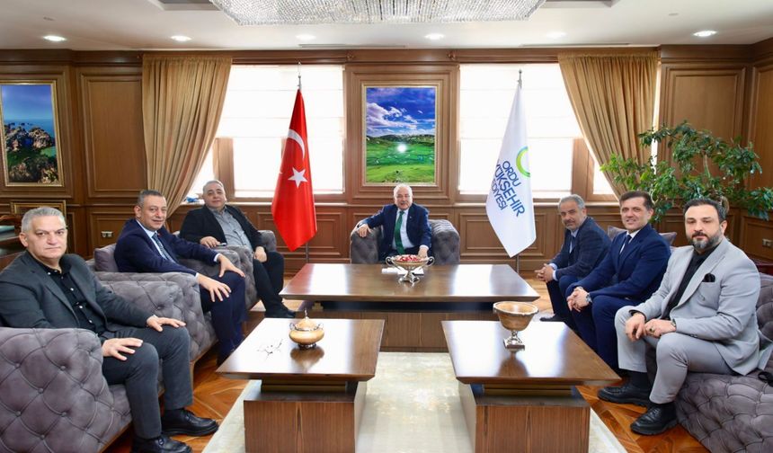 Gazeteci Zafer Şahin ve Sinan Burhan Ordu’da Çeşitli Temaslarda Bulundu